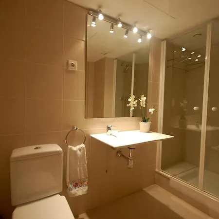 Apartment Lets Holidays Ancora Tossa de Mar