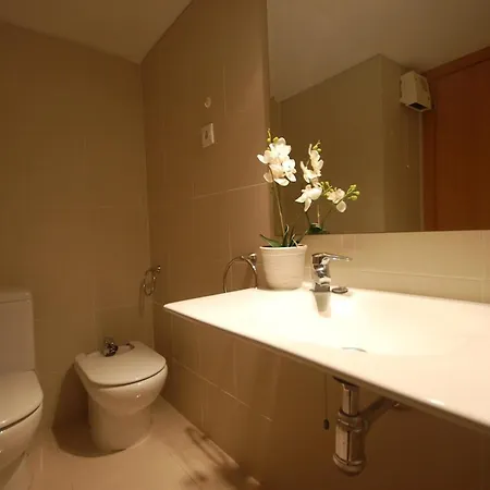 Lets Holidays Ancora Apartment Tossa de Mar