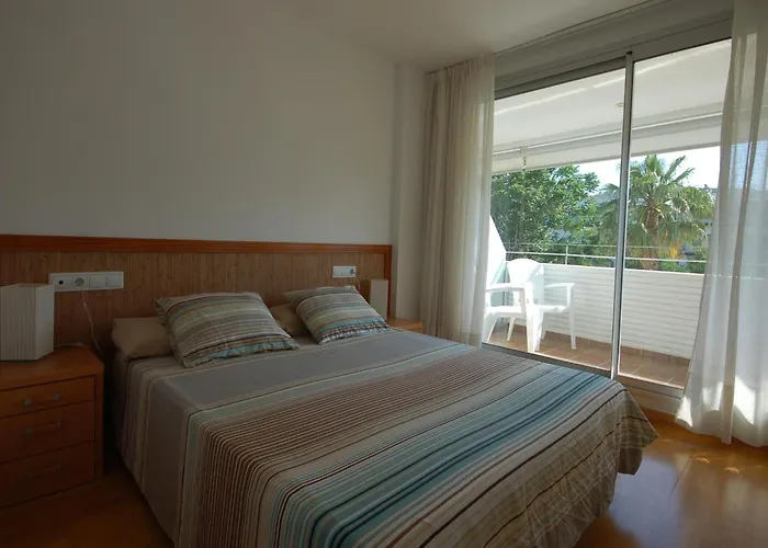 Lets Holidays Excellent Next Tossa de Mar